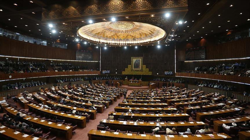Pakistan’s ruling party names presidential candidate