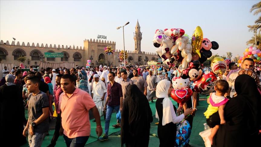 المسلمون يحتفلون بعيد الأضحى حول العالم - بالصور Thumbs_b_c_6a3cc942bf3f7474b3c7b7633384821d