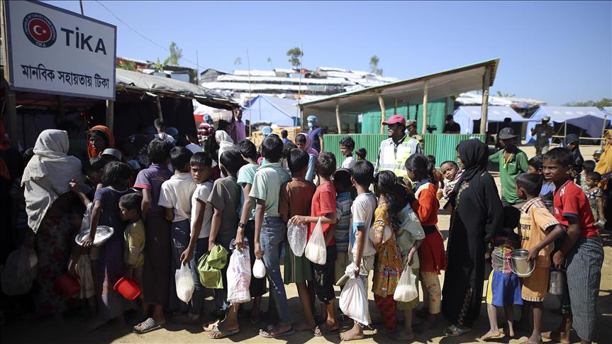 Turkey at forefront of giving aid to Rohingya refugees