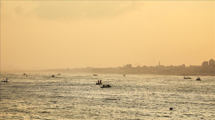 La Marina de Indonesia hunde 125 barcos de pesca ilegal