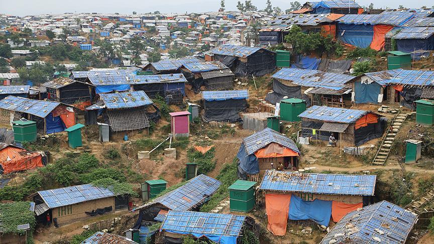 Aumentan casas de bambú construidas por ONG turcas en Cox's Bazar