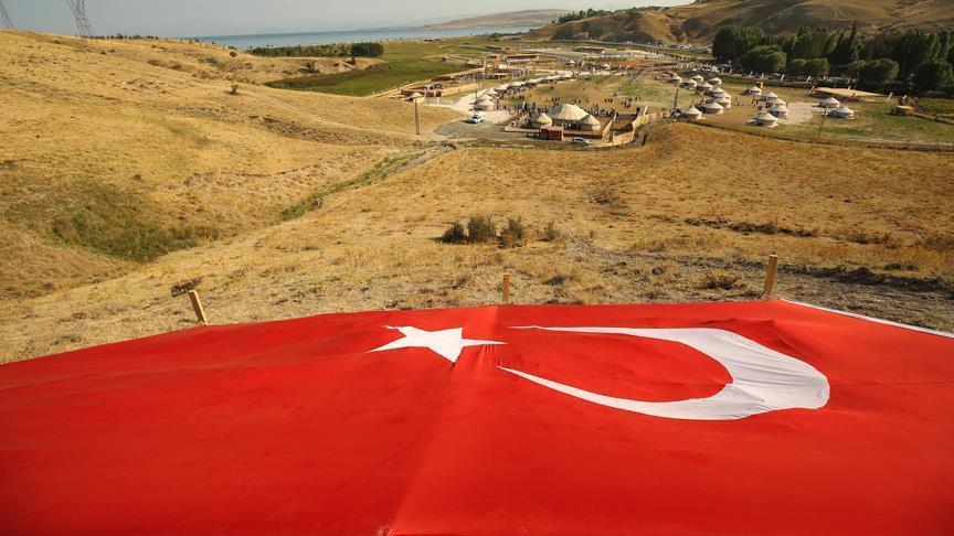 Турция отмечает 947-ю годовщину победы при Малазгирте 