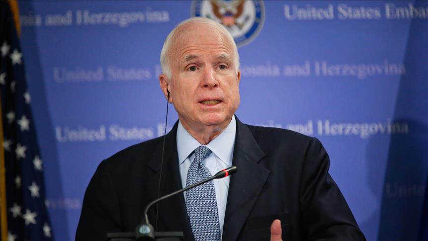 Muere el senador estadounidense John McCain