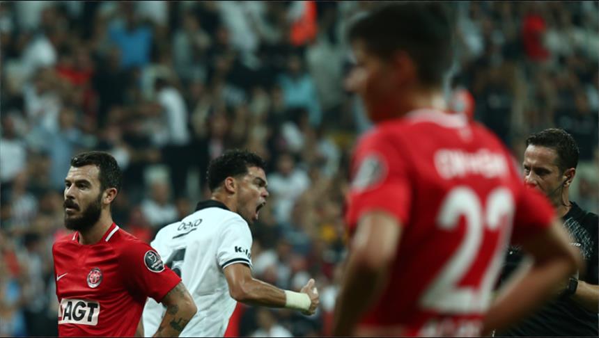قدم: بشيكطاش يتلقى الهزيمة الأولى في الدوري التركي