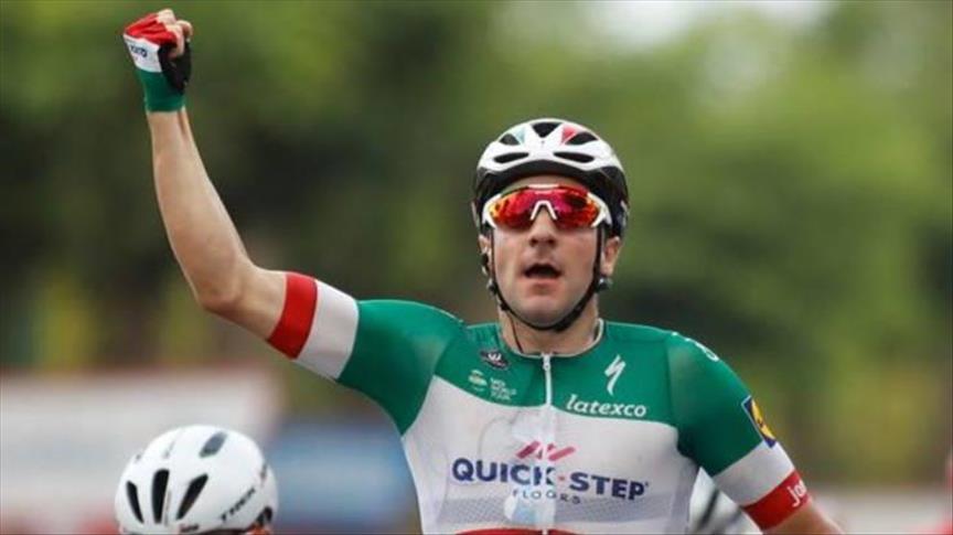 Elia Viviani se impuso en la tercera etapa de la Vuelta a España