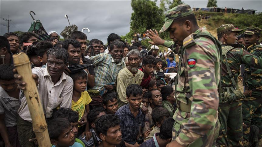 Over 200 Rohingya wait to enter Bangladesh: Report