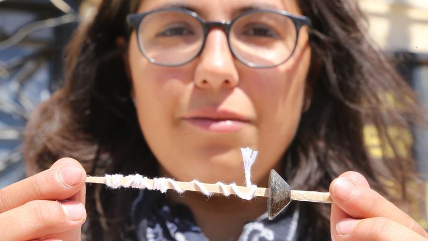 Domuztepe'de 8 bin yıllık traş bıçağı ve kirmen bulundu