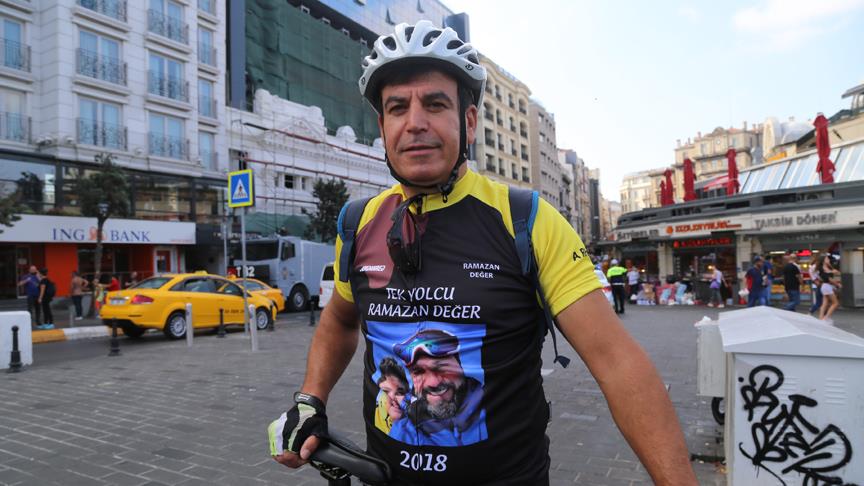 Kardeşlik için kilometrelerce pedal çevirecek