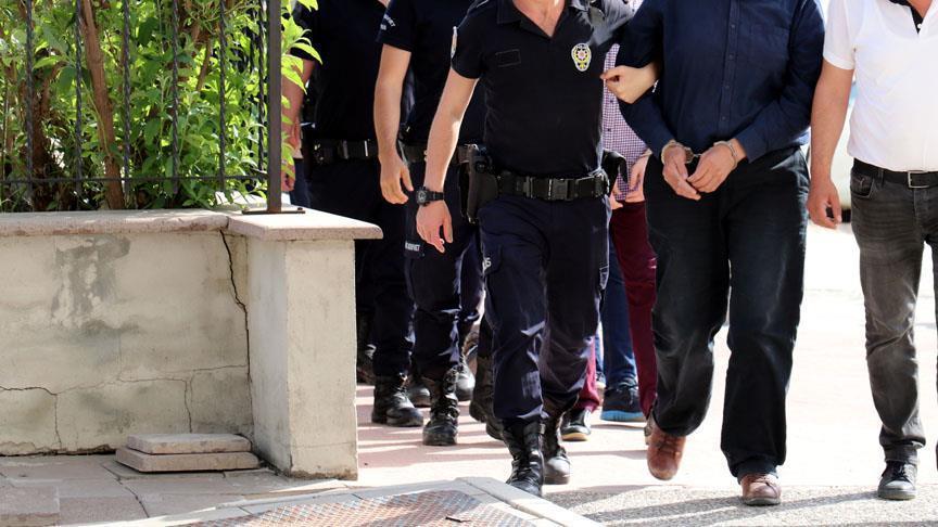 Bursa'da FETÖ operasyonunda 25 polis gözaltına alındı