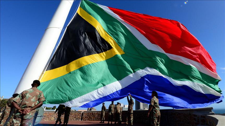 Trabajadores blancos protestan por "discriminación" en Sudáfrica