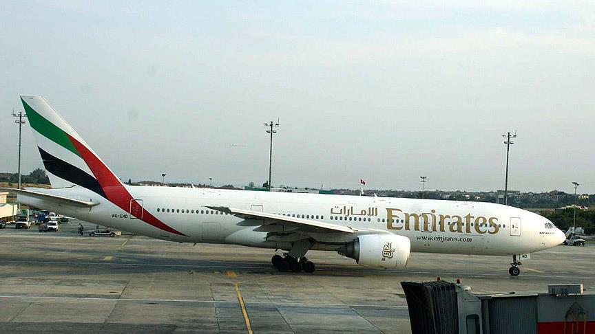 Avion u New Yorku stavljen u karantin jer se na letu razboljelo 100 osoba