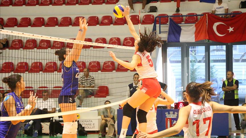 Turkey's U19 women reach semis in European Volleyball