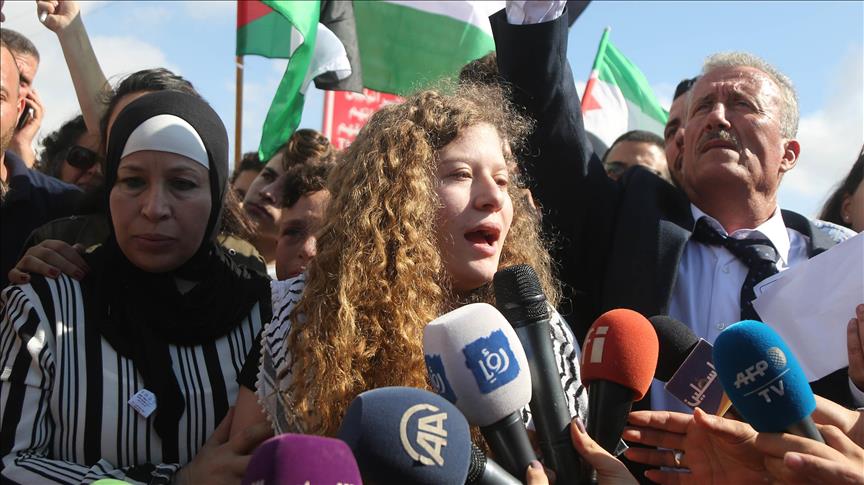 Israel le prohíbe a Ahed al-Tamimi viajar al exterior
