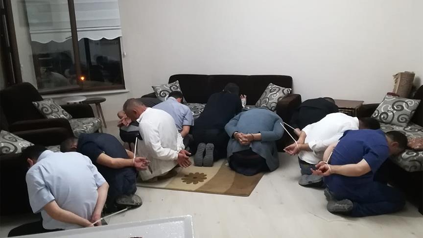 Tahliye olduktan sonra yeniden toplanan FETÖ'cülere operasyon