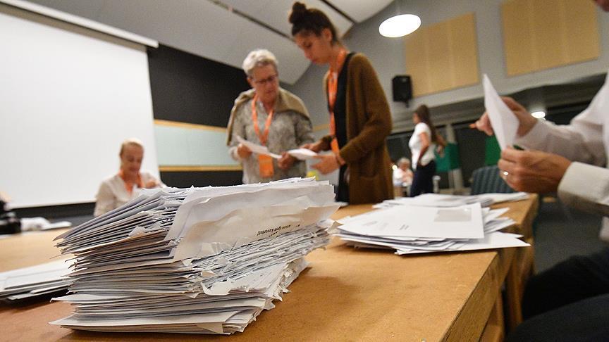 Sweden polls: Left bloc fails to get majority