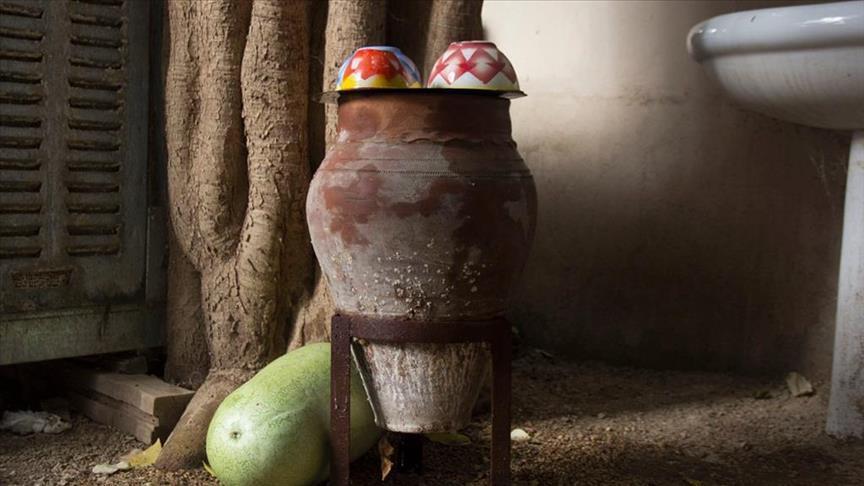 ثلاجة الفخار بمصر.. جنة البسطاء ورحمة من نار الطقس (تقرير)