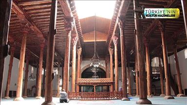 Orta Asya'dan Anadolu'ya taşınan kültür: Ahşap camiler