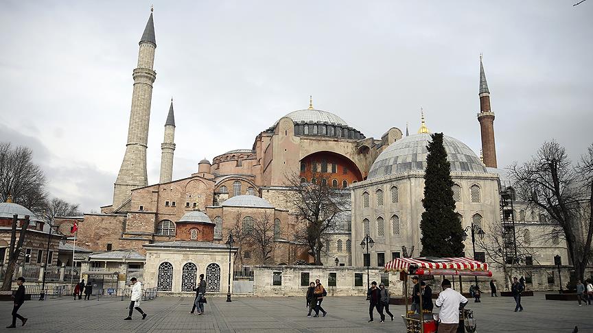 Ayasofya'nın ibadete açılması talebine 'yetkisizlikten' ret