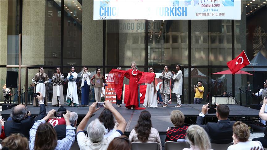 Nis Festivali Turk në Chicago