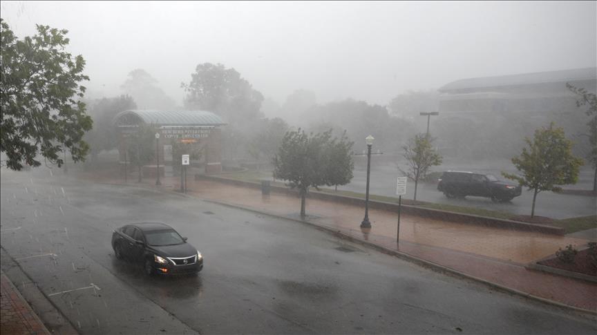 Florence makes US landfall as deadly Category 1 storm