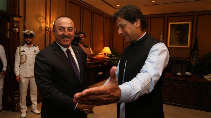 Islamabad: Le PM pakistanais promet de renforcer les liens avec la Turquie