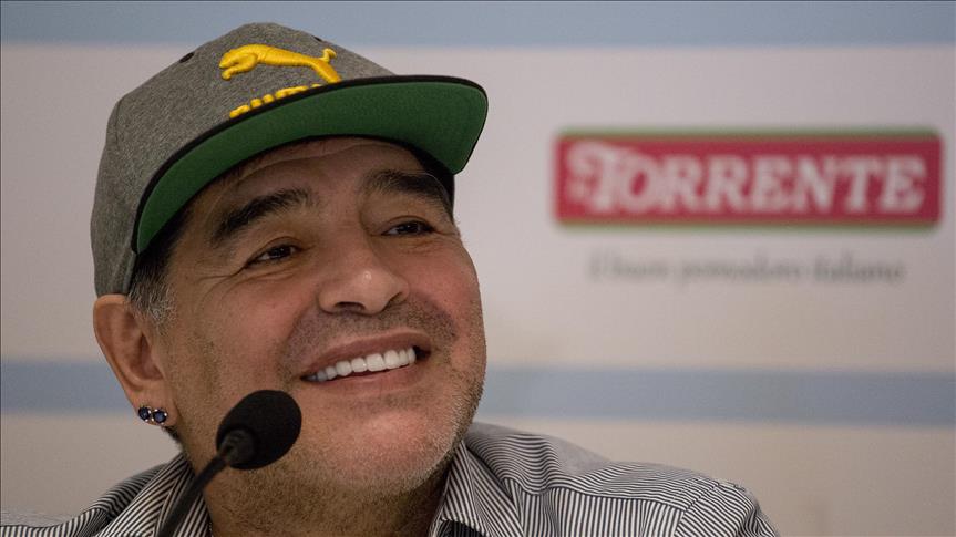 Maradona se estrena en el fútbol mexicano este lunes 