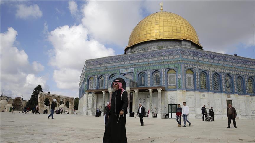 Wakfs de Jérusalem : Des colons procèdent à des provocations à al-Aqsa 