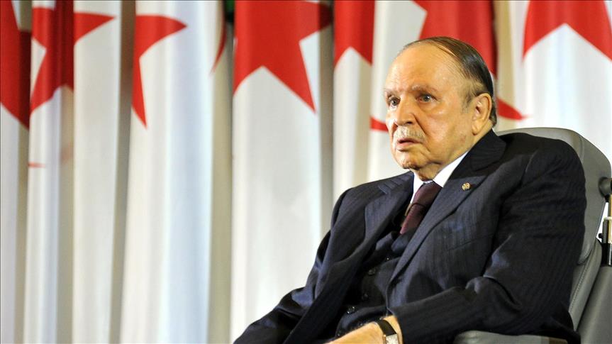 Algérie- Bouteflika limoge les commandants des forces terrestres et aériennes de l’armée