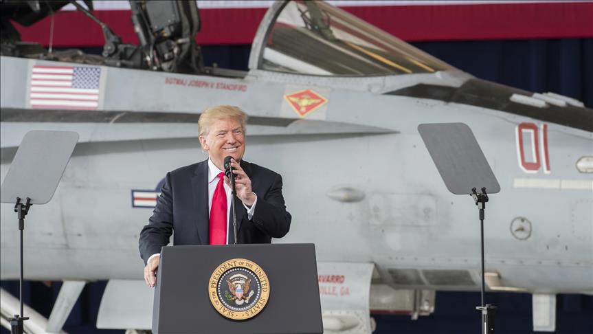 Trump pertimbangkan bangun pangkalan militer permanen di Polandia