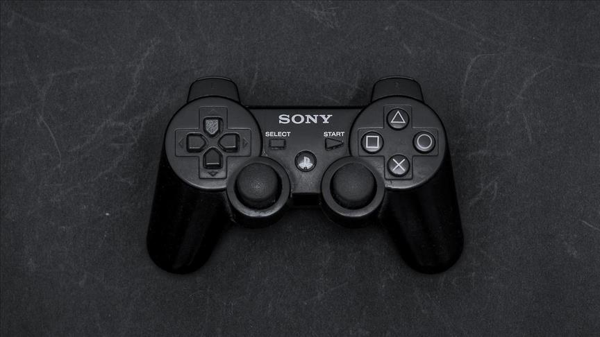 Sony PlayStation konsolunun mini boyutunu çıkarıyor 