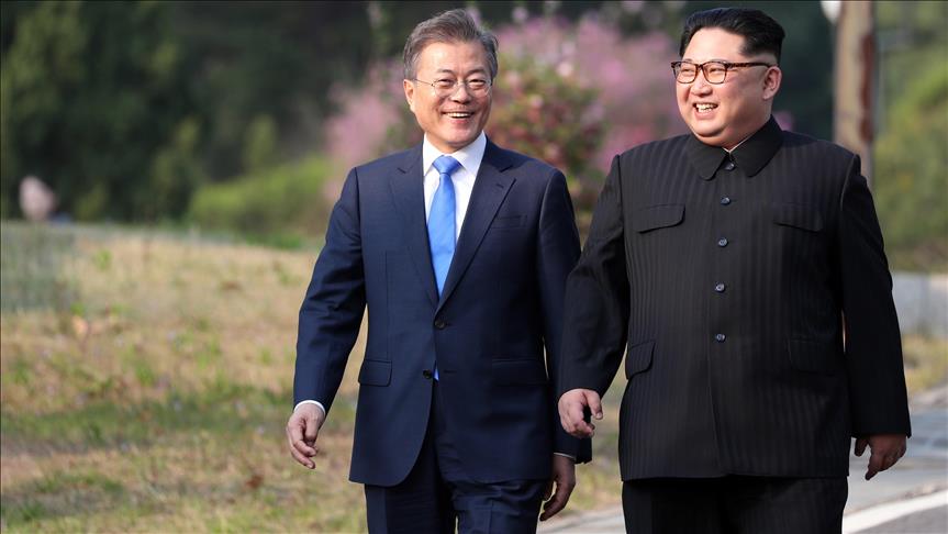 Koreas discuss denuclearization in Pyongyang summit