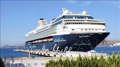 Tourisme/Turquie : Le "Mein Schiff 2" fait escale à Bodrum