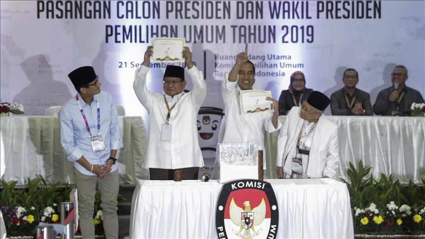 Jokowi-Ma'ruf Amin usung nomor 01, Prabowo-Sandi pegang nomor 02 