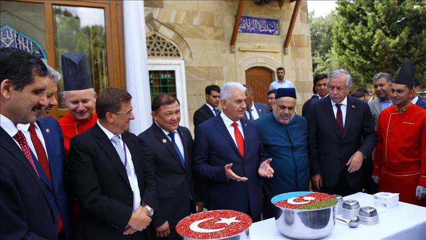 تاکید یلدریم بر تداوم همکاری ترکیه و آذربایجان 