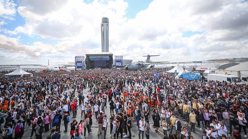 مهرجان "تكنوفيست إسطنبول" يواصل فعالياته وسط إقبال كبير
