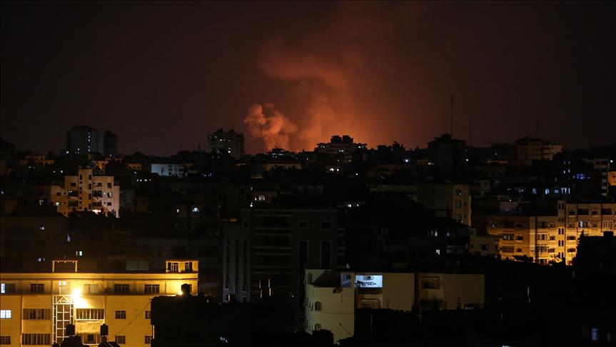 Avión de combate israelí ataca Gaza