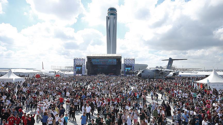 TEKNOFEST в Стамбуле посетило более 500 тыс человек 