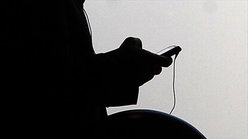 8 شبكات اتصال إسرائيلية في فلسطين بشكل غير قانوني