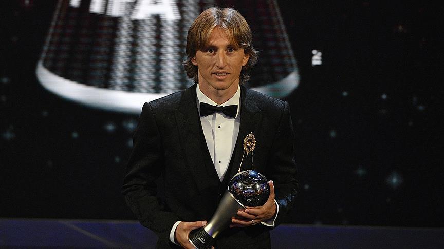 لوکا مودریچ کروات، مرد سال فوتبال جهان شد