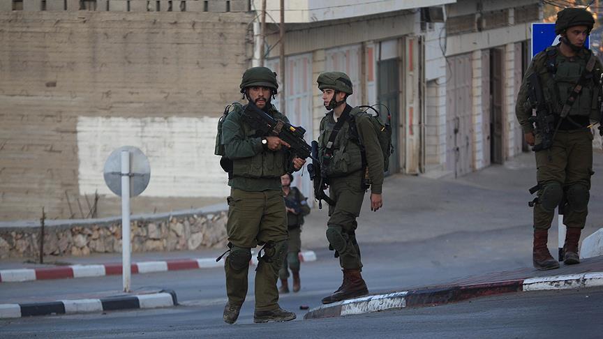 Ushtria izraelite arreston gazetaren palestineze 