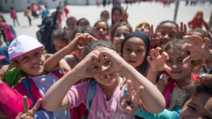 Over 600,000 Syrians return to school in Turkey
