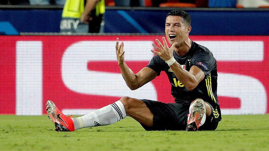Ronaldo'ya bir maç ceza