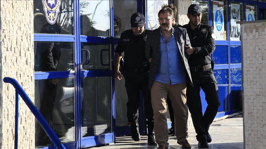 FETÖ'den aranan eski emniyet müdürü yakalandı
