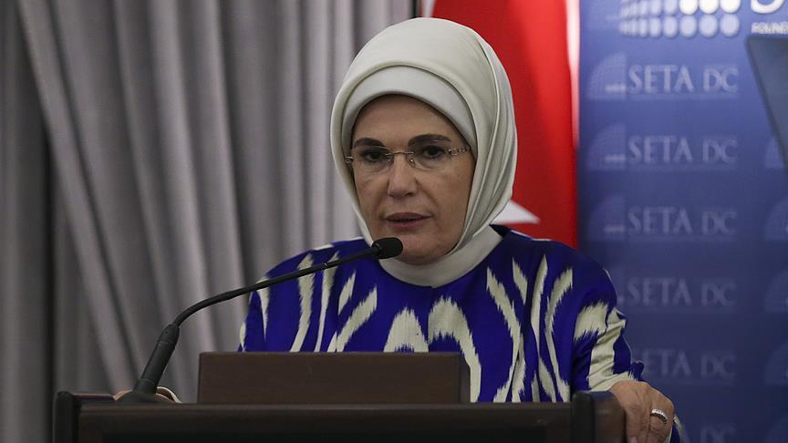 Emine Erdogan visite un hôpital allemand vieux de 300 ans