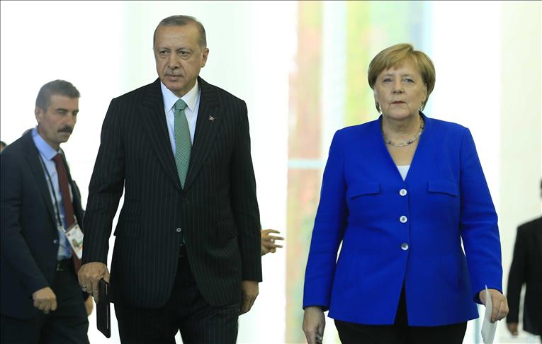 Merkel stresses common strategic interests with Turkey 