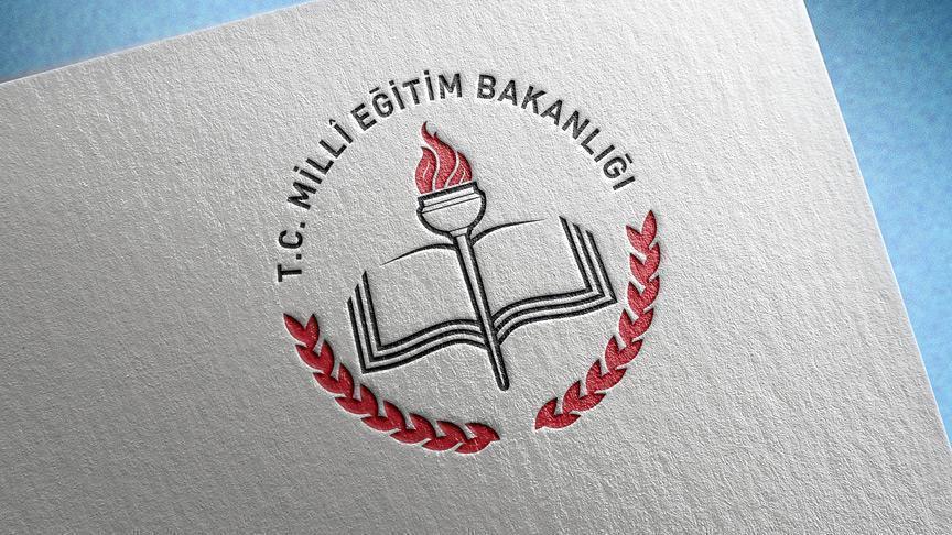 MEB'den 'sarıklı cübbeli ders' iddialarına açıklama