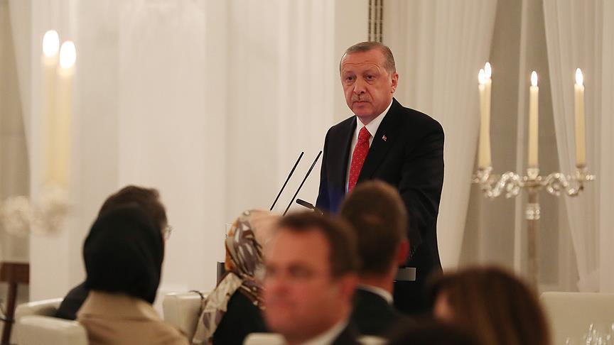Erdogan: Thousands of terrorists walk freely in Germany