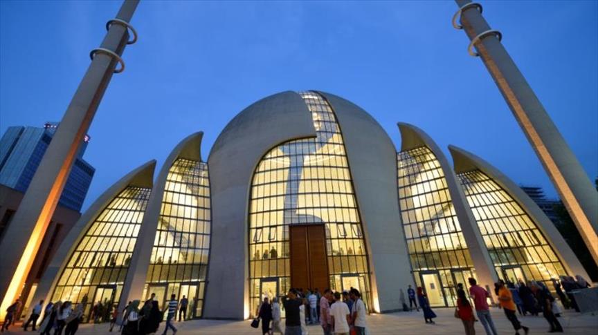 يفتتحه أردوغان السبت.. جامع "ديتيب" رمز جديد لـ "كولن" الألمانية