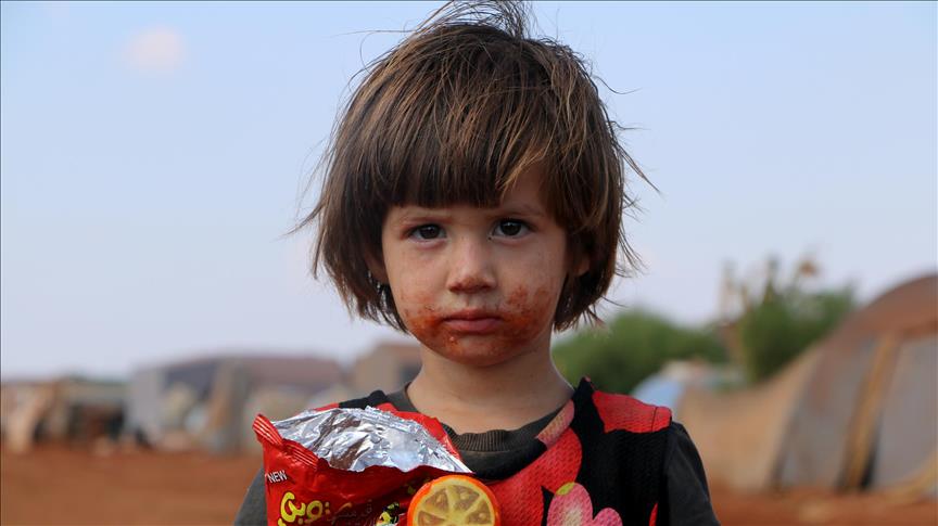 Millones de niños se ven obligados a emigrar de sus países