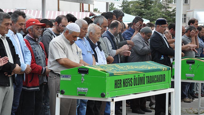 Sinema sanatçısı Mehmet Uslu son yolculuğuna uğurlandı